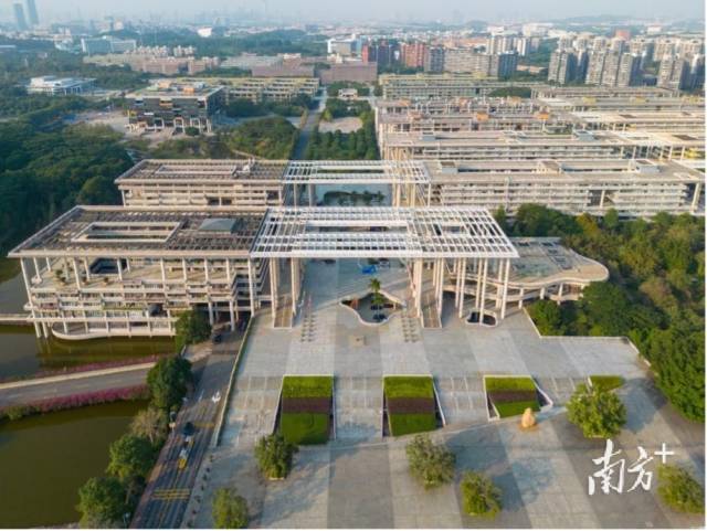 开元网页版_开元(中国)大学城校区校园景观